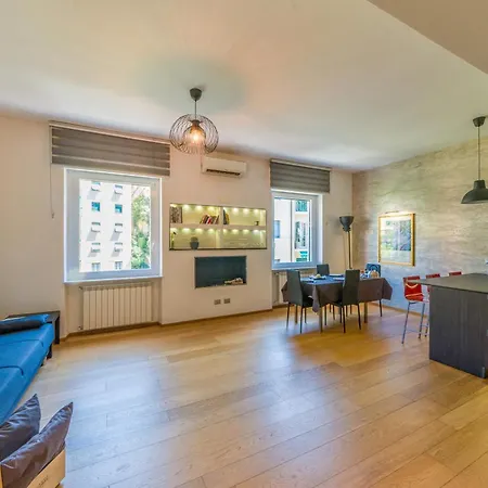 Comfort-moderno And Parking Genoa