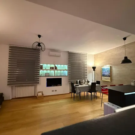 Comfort-moderno And Parking Apartment *