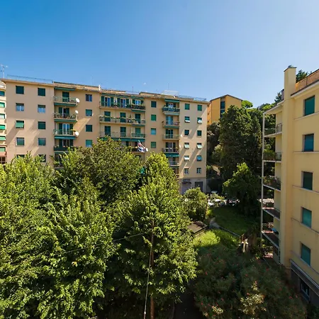 Comfort-moderno And Parking * Genova