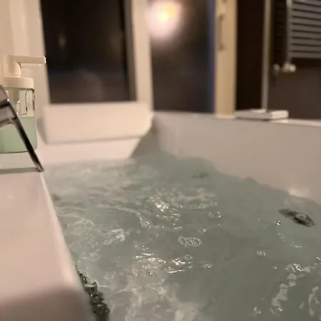 Comfort-moderno And Parking Genova