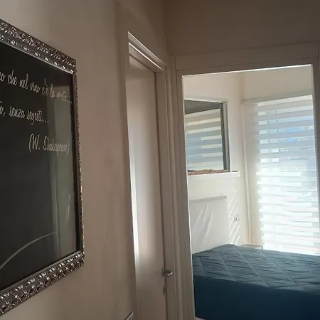 Comfort-moderno And Parking Apartment Genoa