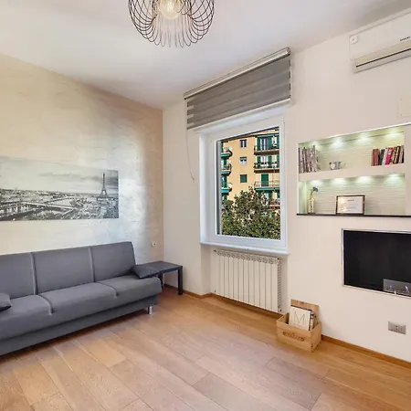 Comfort-moderno And Parking ジェノヴァ