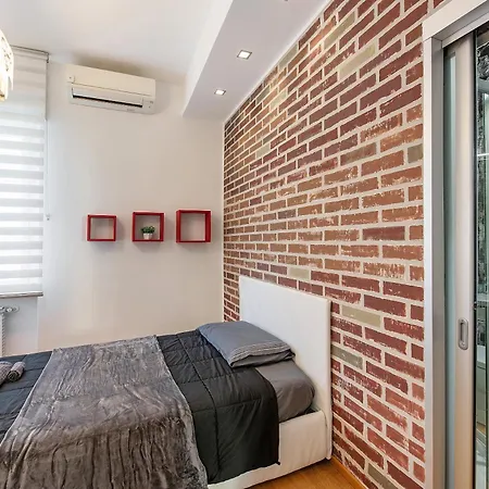 Comfort-moderno And Parking *